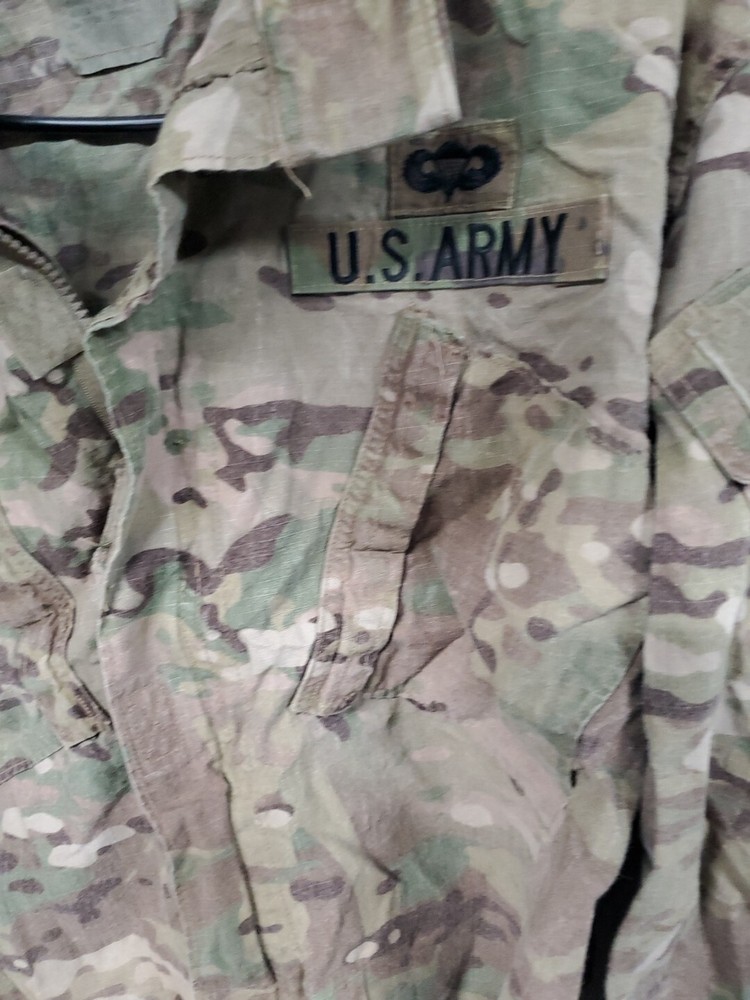 US ARMY ISSUE MULTICAM - FLAME RESISTANT Medium REGULAR jacket Faded