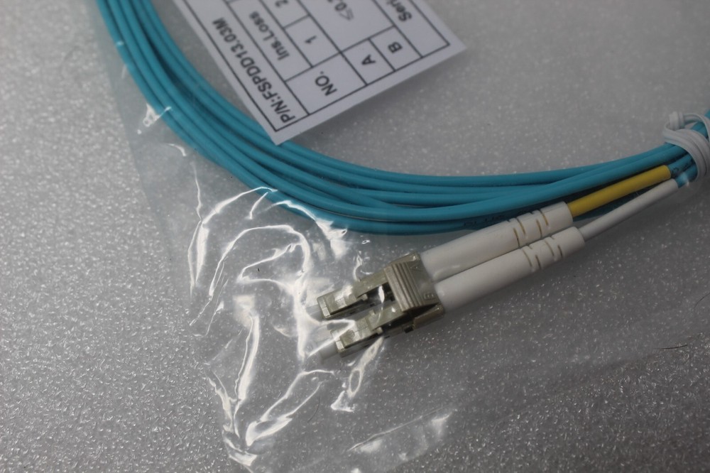 NEW Belkin FSPDD13.03M Network Cable Fiber Optic Patch Cable