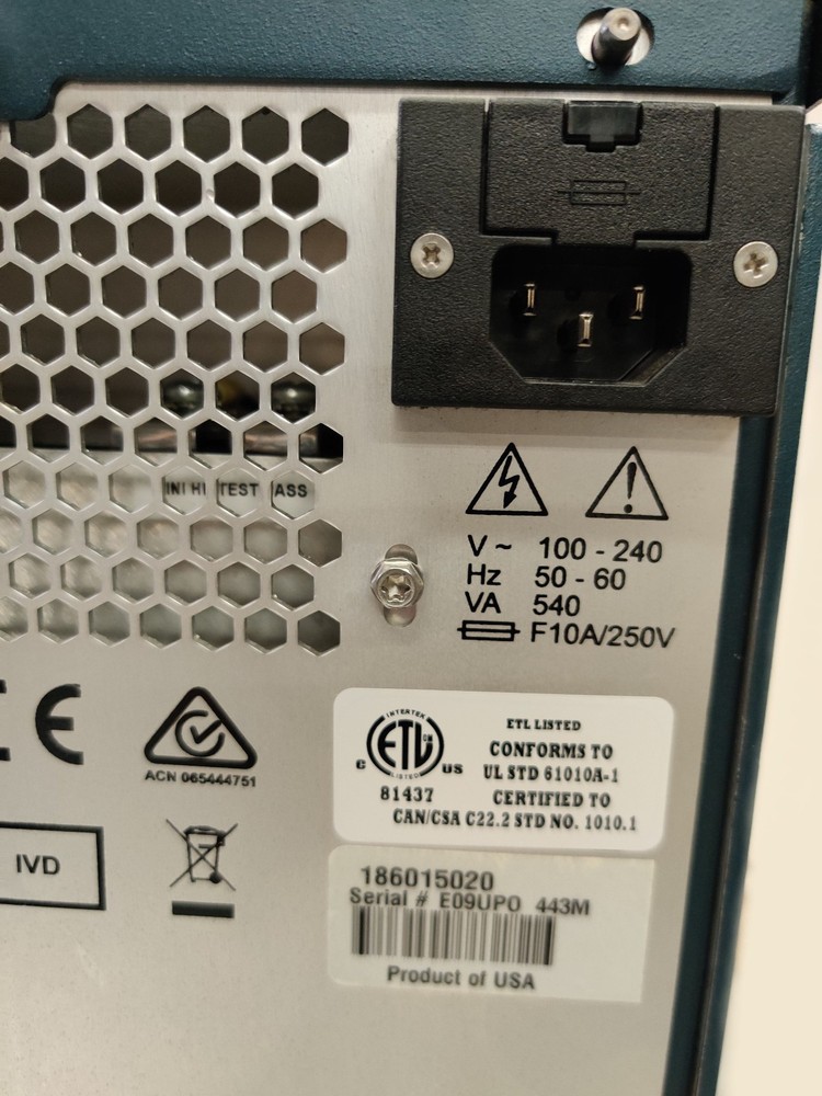 Waters Acquity Sample Organizer UPLC HPLC 8064 samples 40°C, Plate latch Working