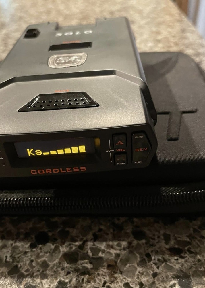 Escort SOLO 4 Cordless Radar Detector - Black