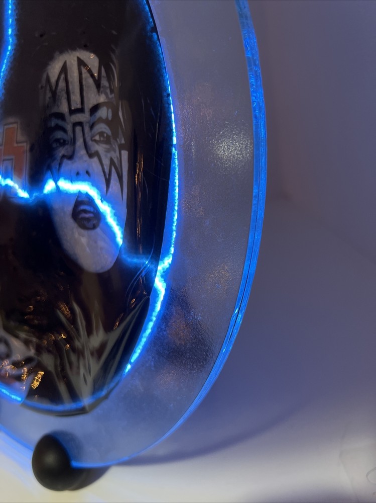 Kiss Memorabilia Luminglass Lamp