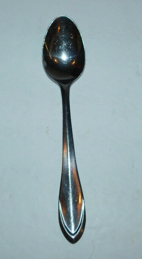VINTAGE CAMBRIDE STAINLESS SPOON