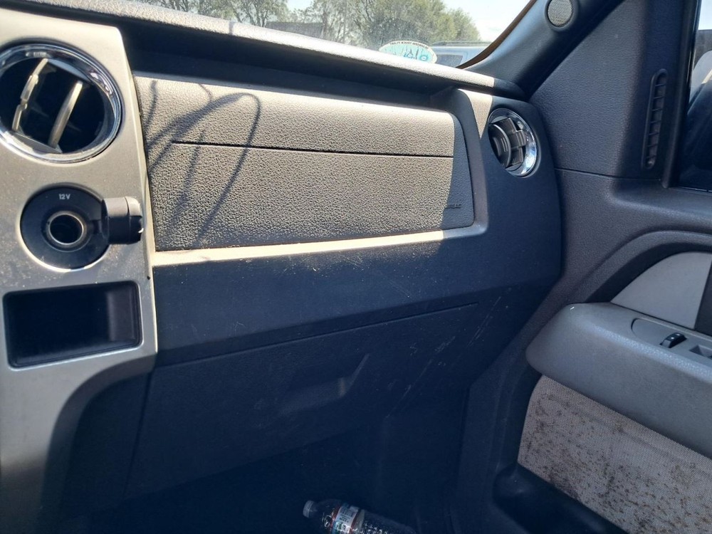 F150      2014 Glove Box 4792457