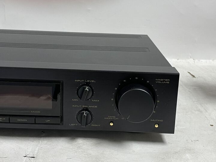 Pioneer SP-700D Dolby Pro Logic Sound Processor