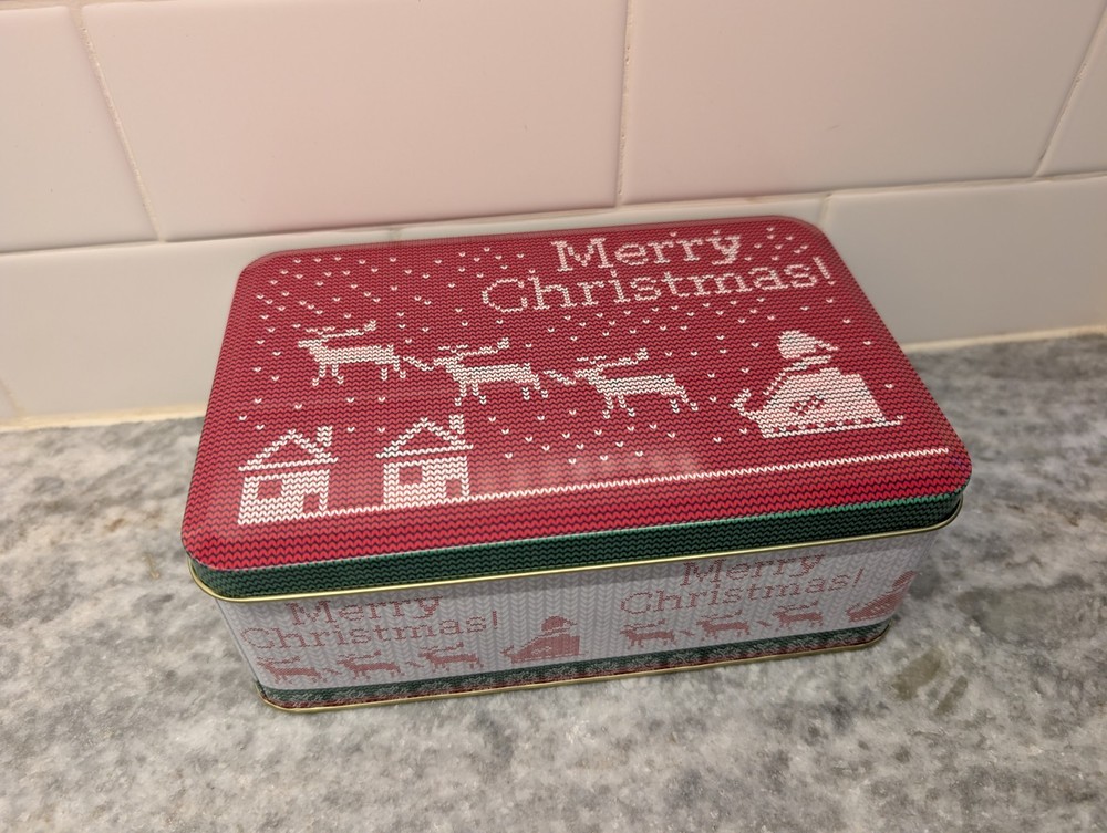 Merry Christmas Tin