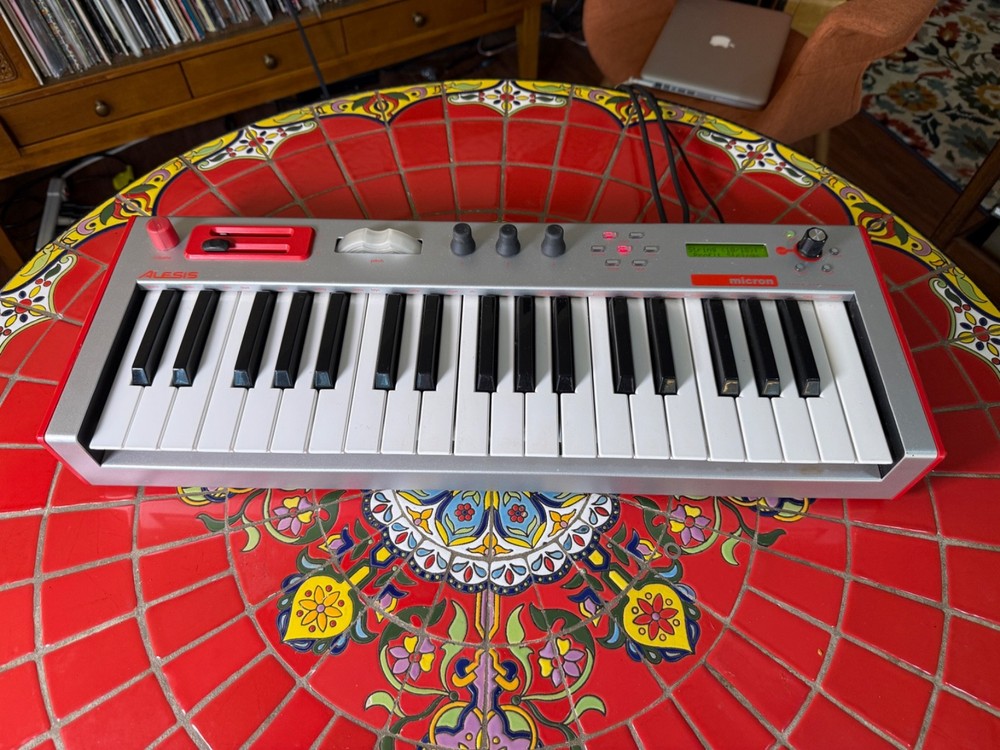 Alesis Micron 3 OSCs, 2 Filters, Drum Machine too!