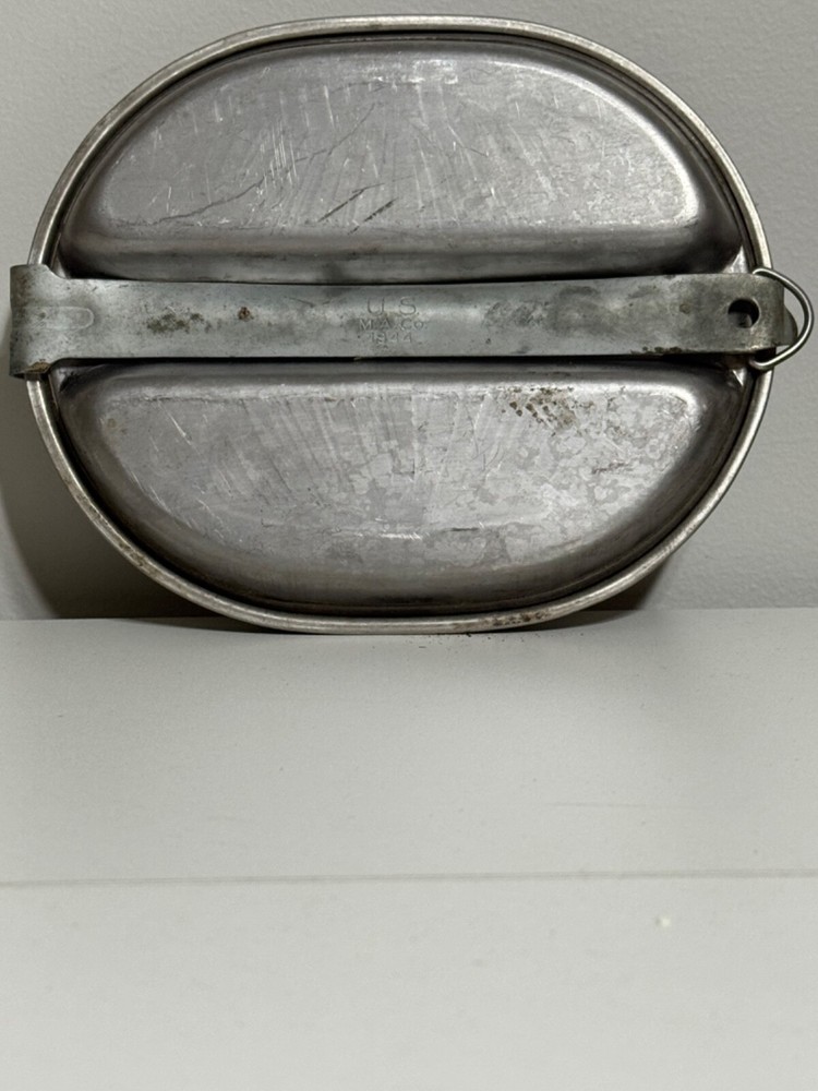 Vintage WWII US Navy MESS KIT w/Fork and Knife-DATED 1944