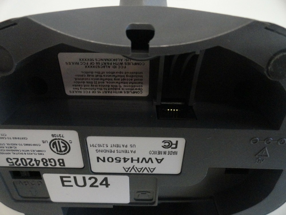ZZ11: Avaya AWH450N Charging Base