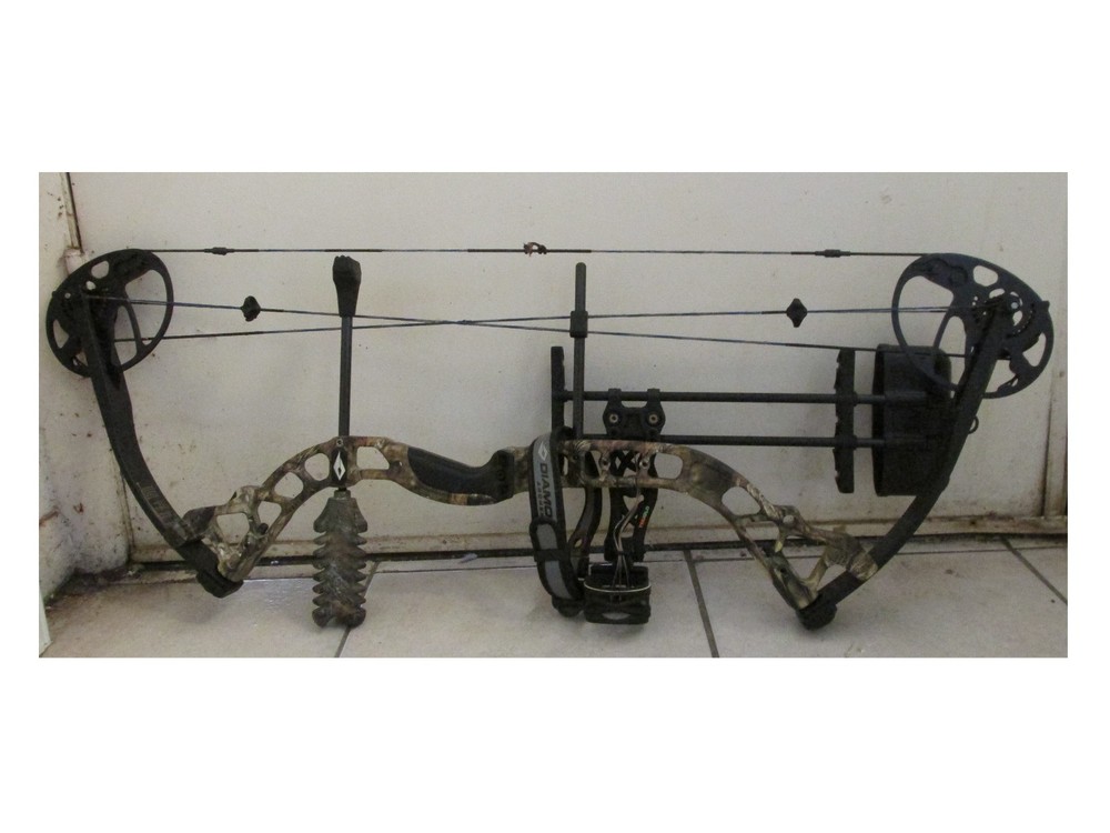 Diamond Infinite Edge Pro Compound Bow Left-Handed
