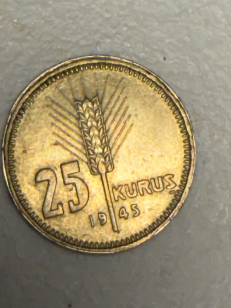 1945 Turkey 25 Kurus Coin