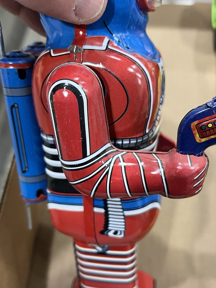 2007 Schilling Robot Tin Toy