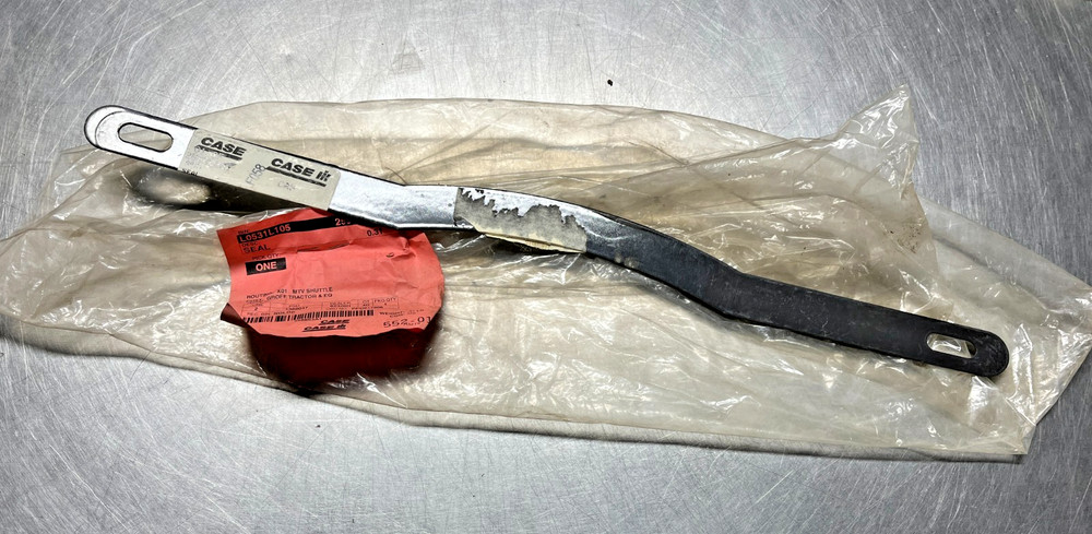 258663A1 OEM Case IH CNH SEAL