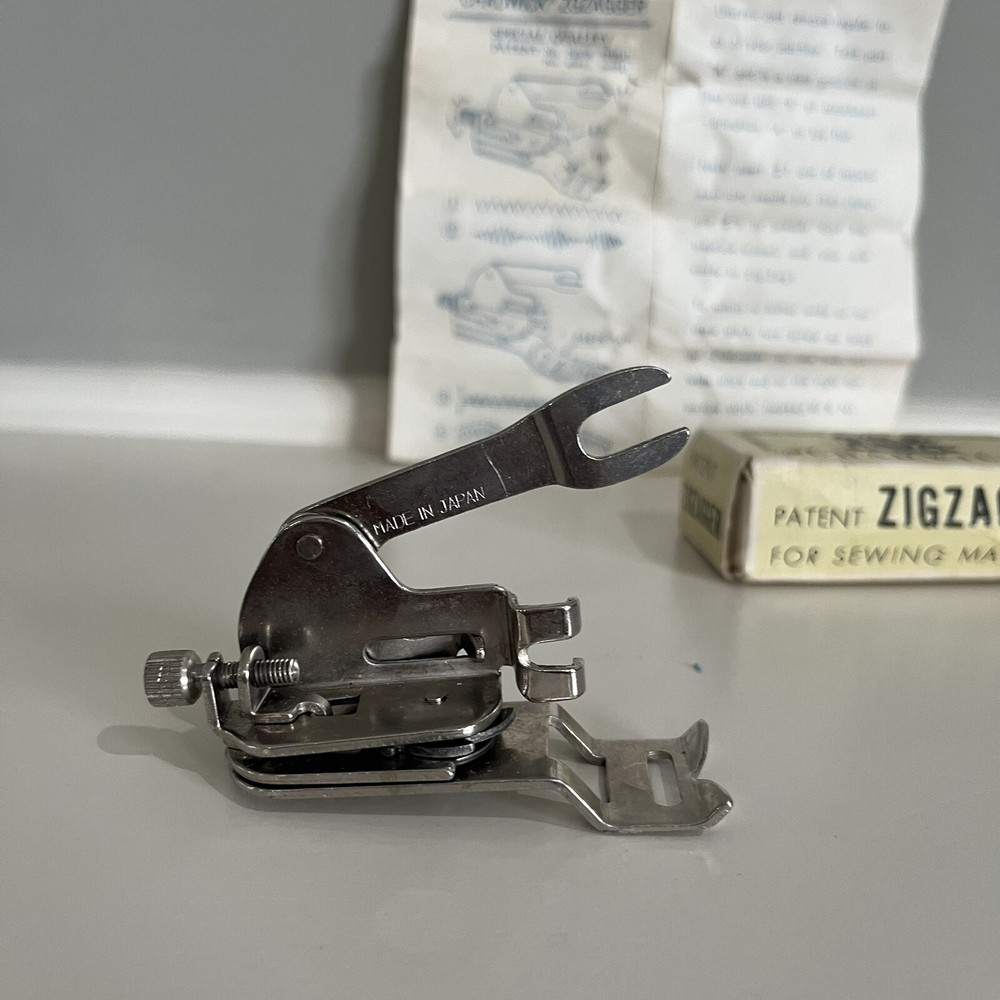 Zigzagger - Chadwick fits the Singer Featherweight