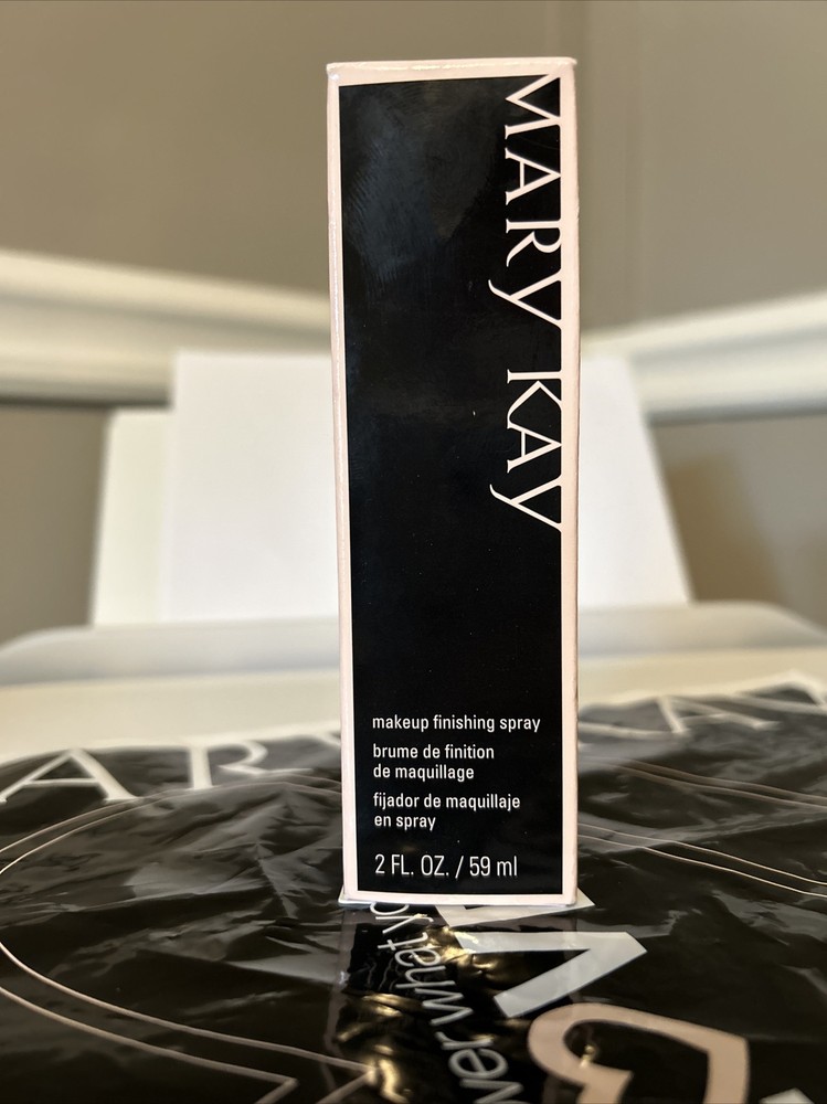 Mary Kay Makeup Finishing Spray