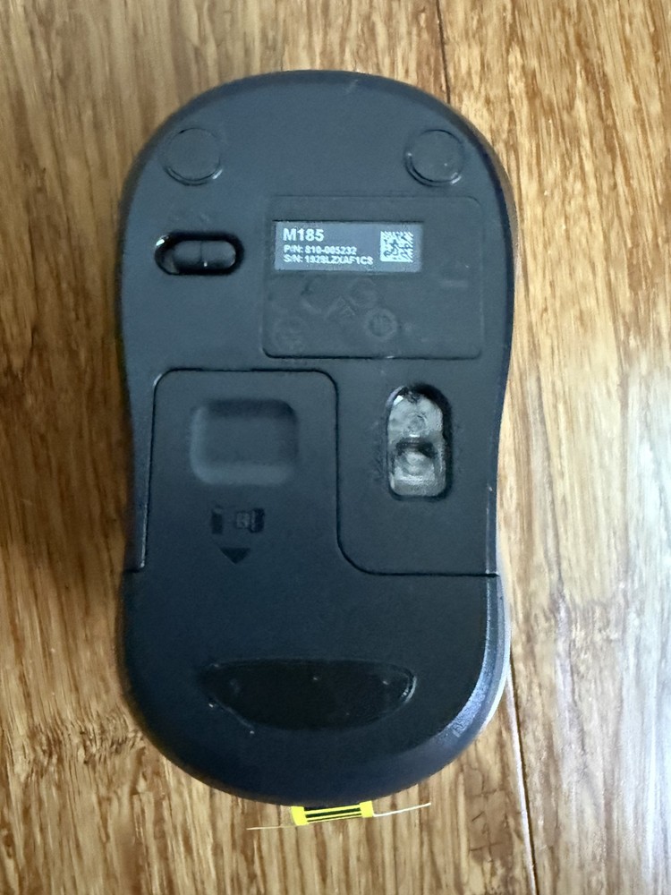 Logitech MK320 Wireless Keyboard Mouse Combo w/ Unifying Receiver New Open Box