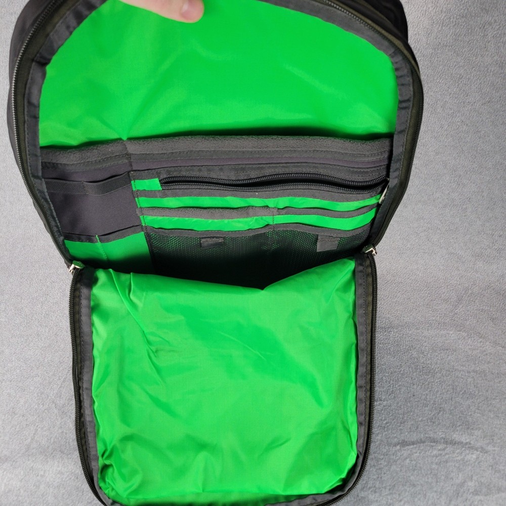 The North Face Microbyte Backpack Black Olive Green Laptop Daypack FlexVent