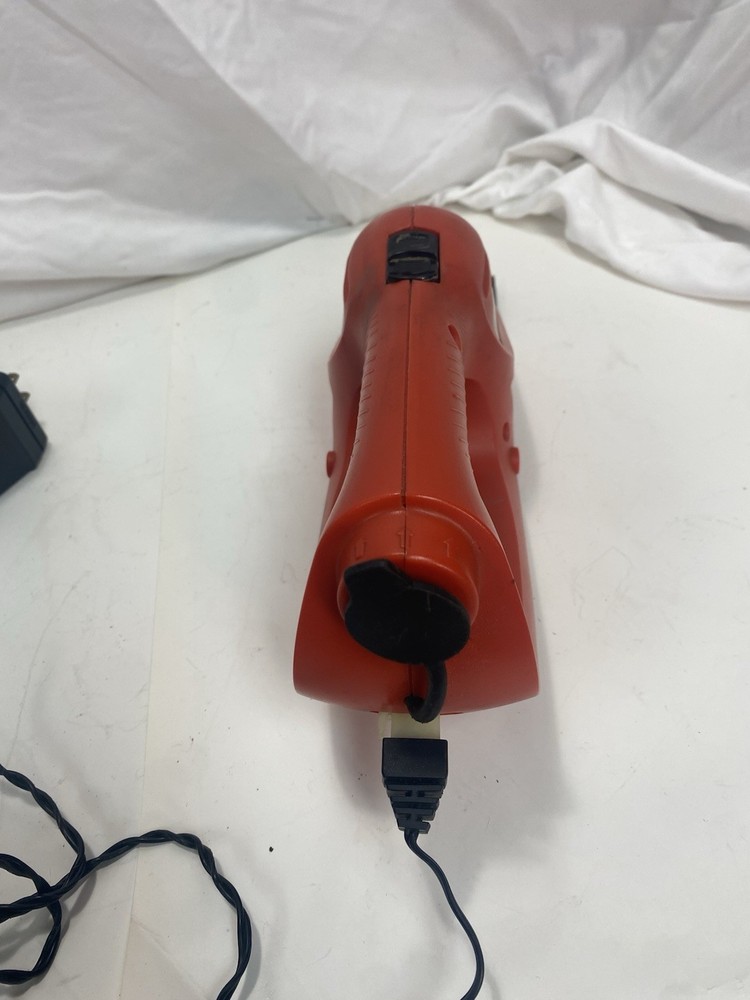 Black & Decker Cordless Grass Shear Tool Model GS500 Trimmer w/Charger