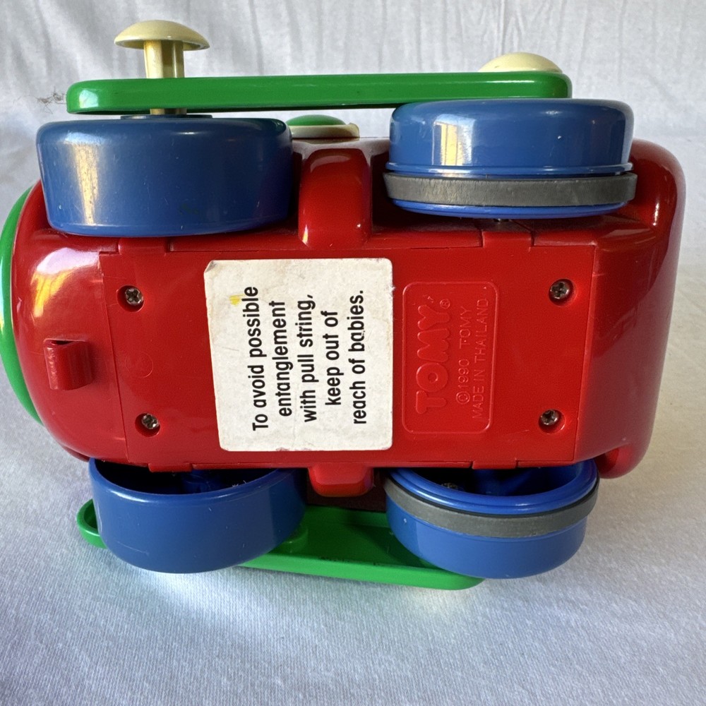 Vintage 1990 Tomy Pull String Train Ball Toy