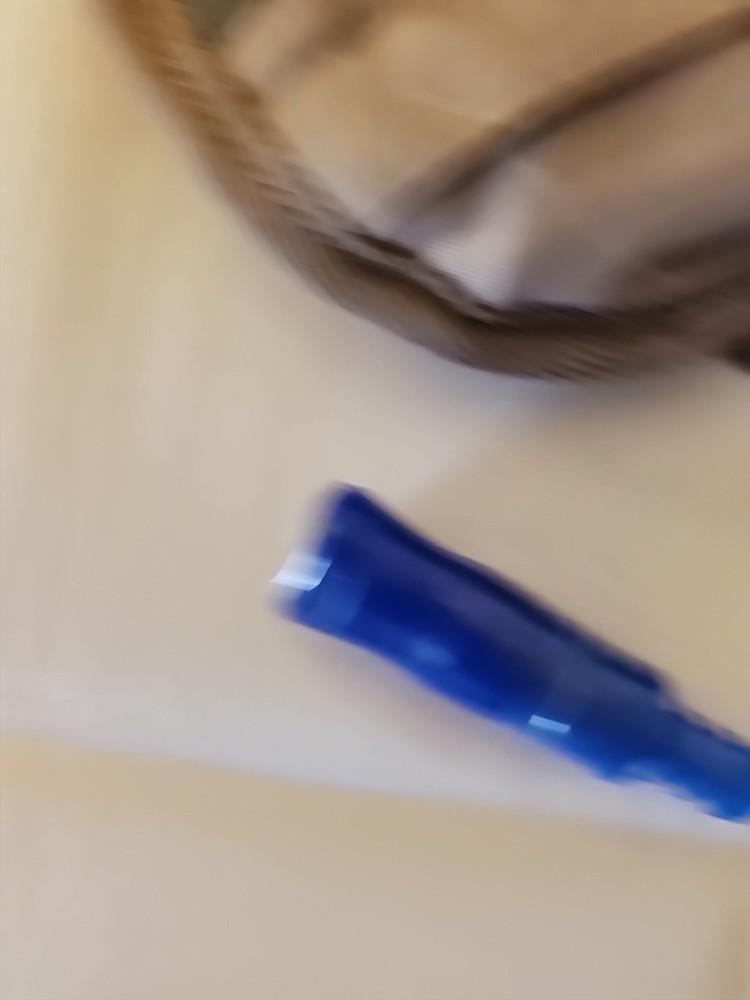 Ozark Trail gold and gray 2 liter hydration pack nwt