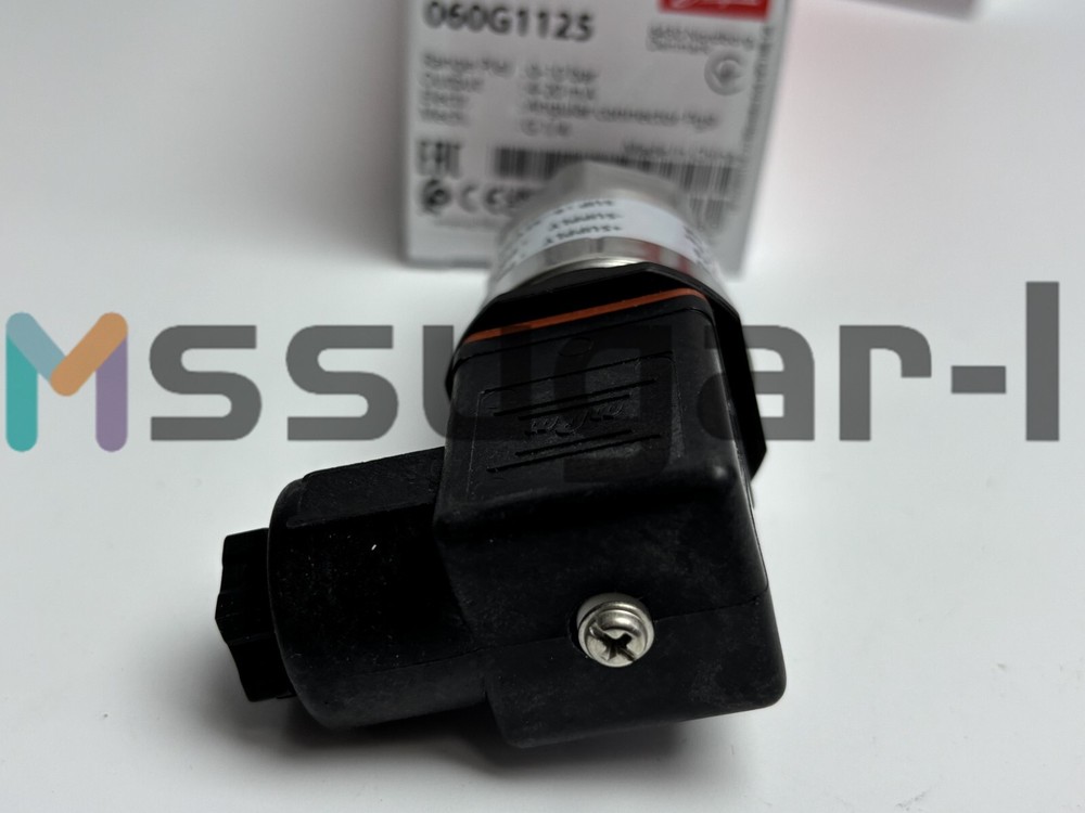 1pcs Danfoss PRESSURE TRANSMITTER MBS3000 060G1125