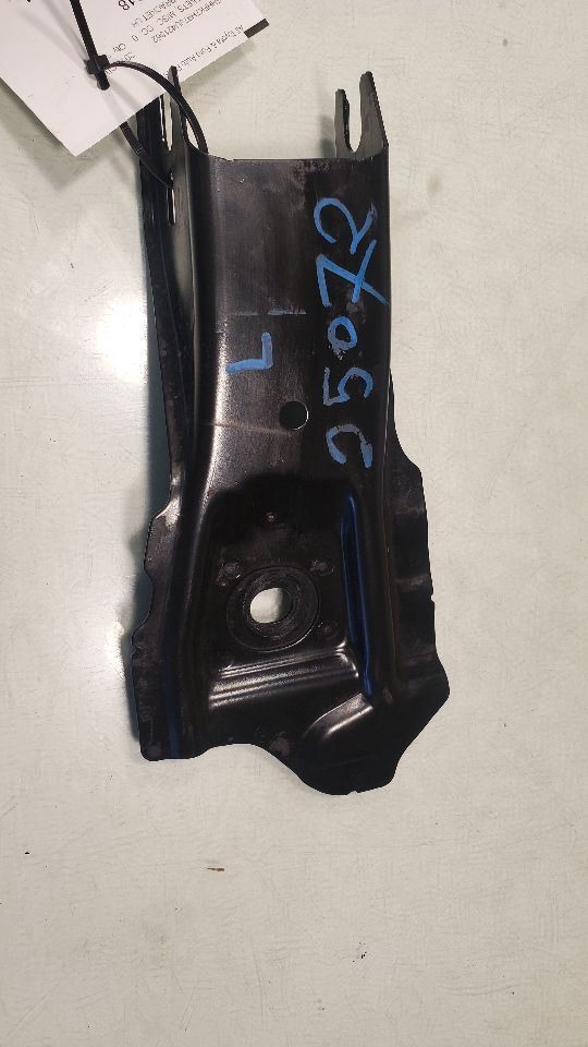 CIVIC     2018 Brackets Misc K-FRAME BRACKET LH