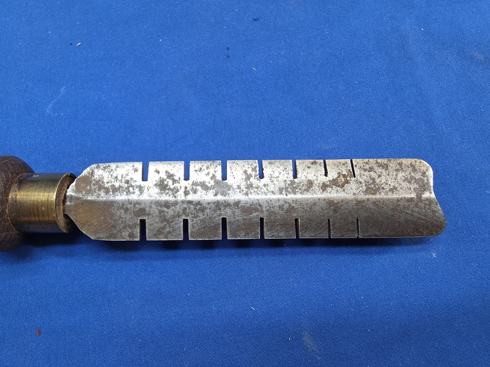 Vintage Saw Set - or Wrest