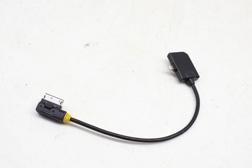2014-2018 AUDI S6 C7 - Apple Lightning Adapter / Cable 4F0051510AL