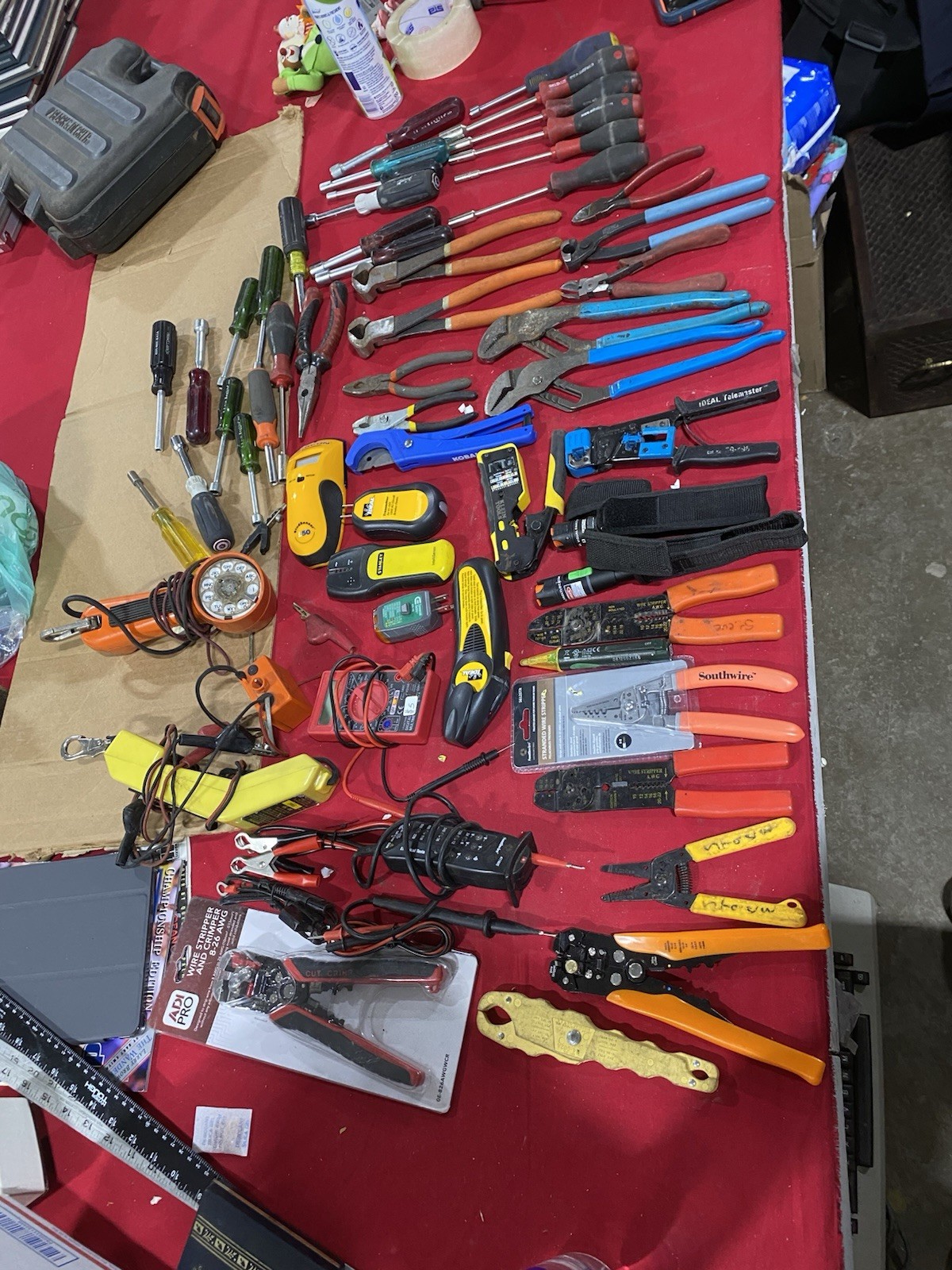 Lot of Electrician Tools Mixed Tools and Brands Screwdrivers Etc Used Free Ship