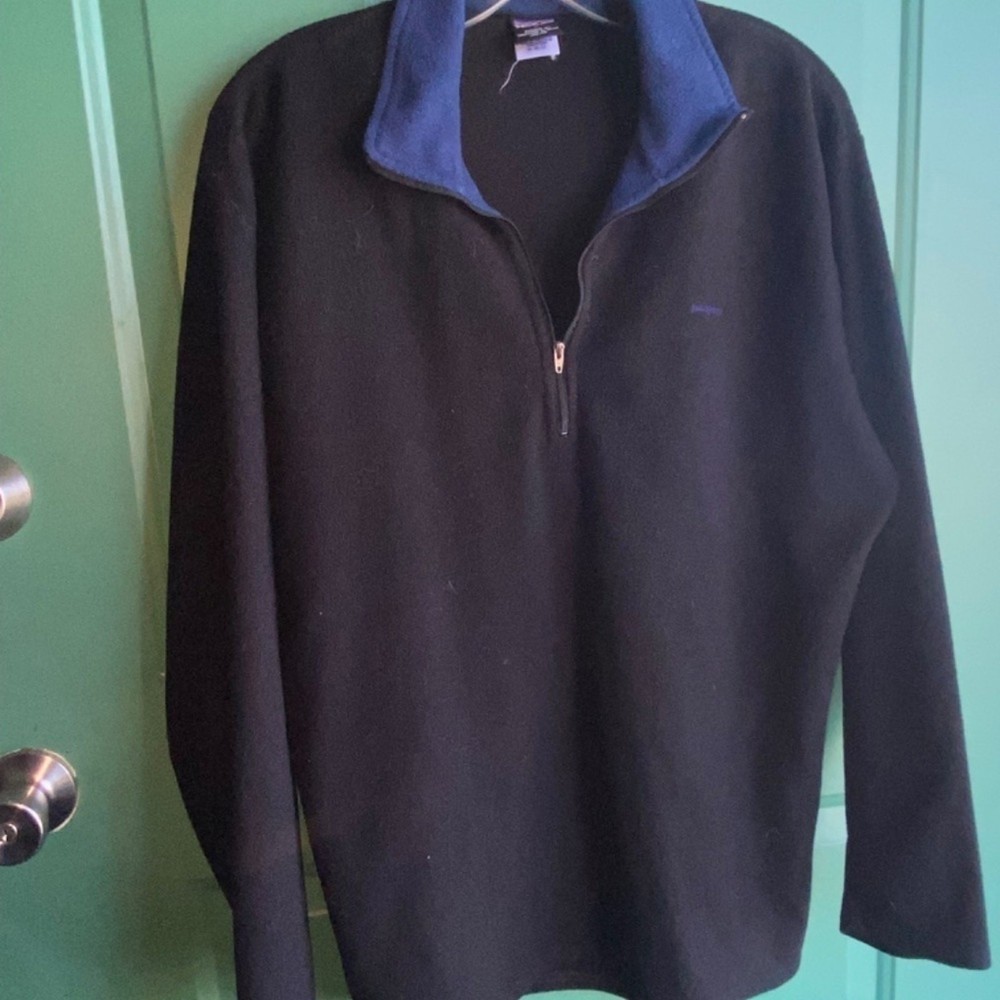 Patagonia men’s size large fleece pullover quarter zip