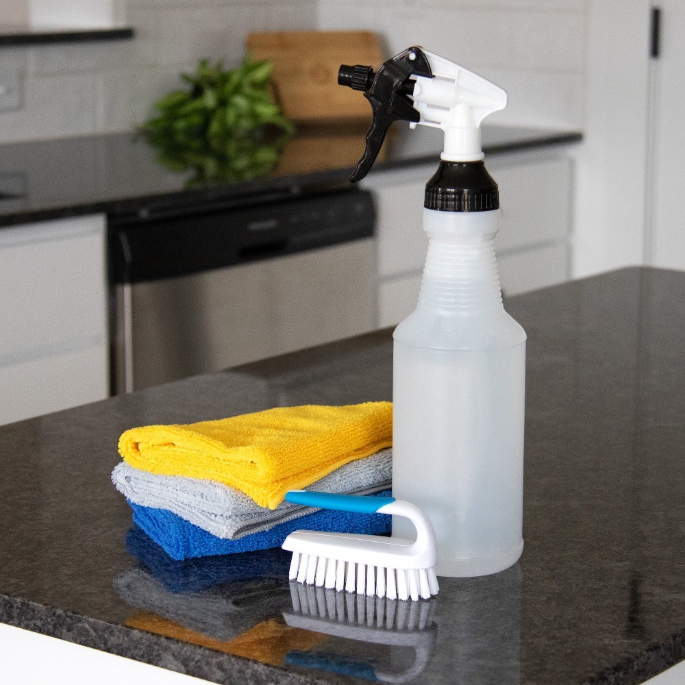 3 Pack 32oz Plastic Empty Spray Bottles with Wide Mouth Refillable Containers