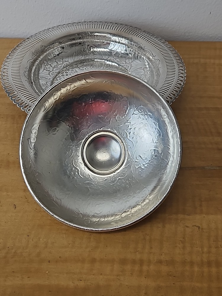 W.B. Mfg Co. Silverplate Lidded and Footed Bowl Pierced Openwork 10"
