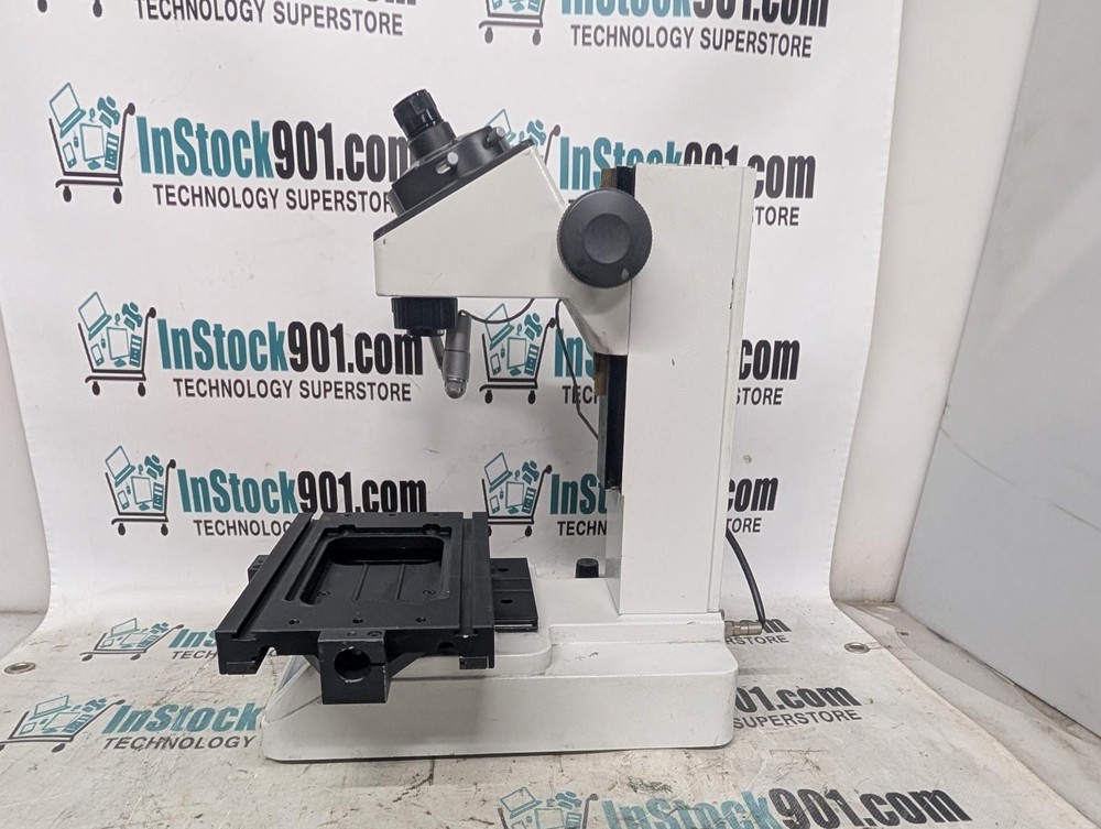 Mitutoyo Toolmaker's Microscope TM (No Camera)
