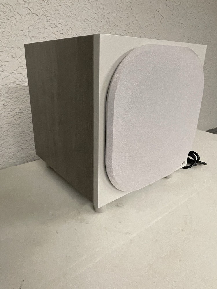 Monitor Audio Bronze W10 Subwoofer. Nice