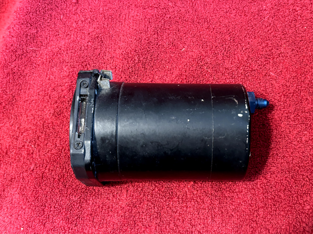 UNITED INSTRUMENTS IVSI P/N 7130 INSTANTANEOUS VERTICAL SPEED INDICATOR