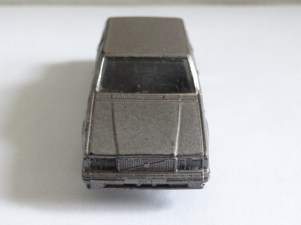 corgi volvo 760 saloon