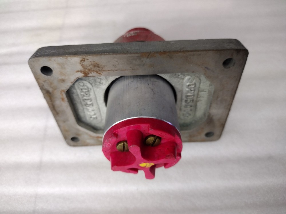 CROUSE HINDS EFD 2437S768 Model B3 125V Red Push Button Switch heavy duty