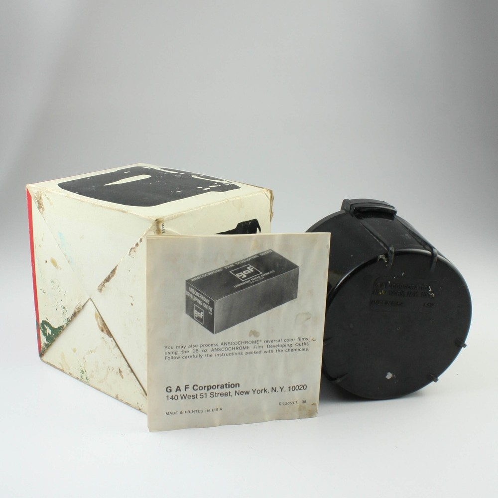 Anscomatic/Gaf - Adjustable Roll Film Developing Tank w/ Agitator/Thermometer