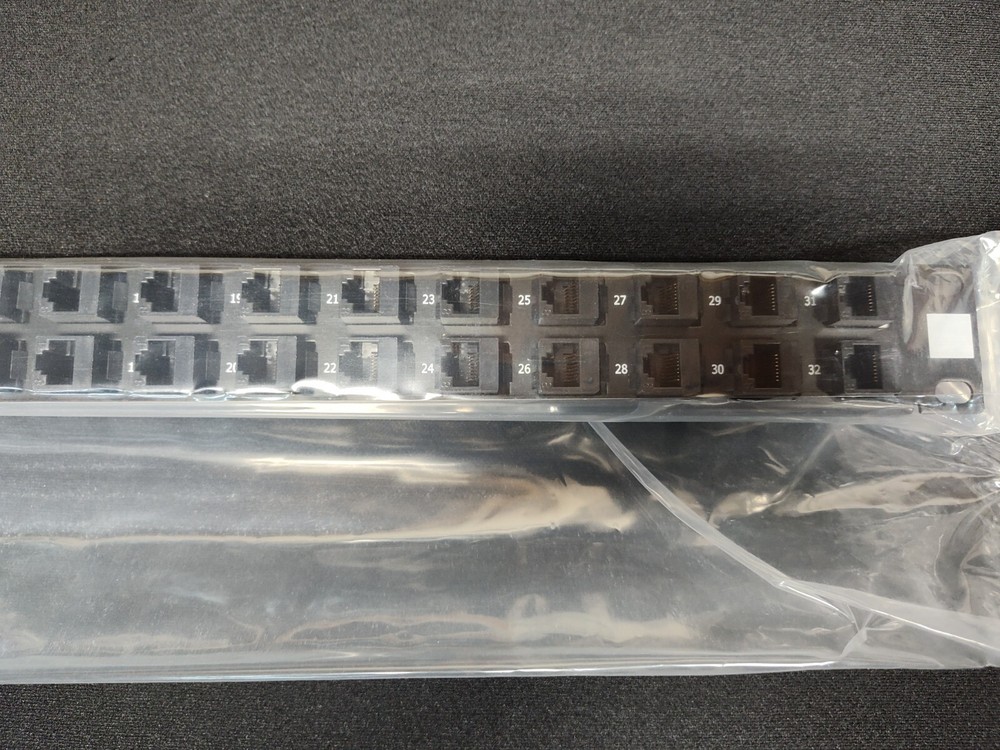 ADC ADCPP32KSRJRJ CAT5e 32-Port Patch Panel (1206274)