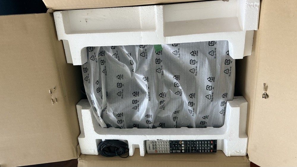 Yamaha RX-A800 AV Receiver