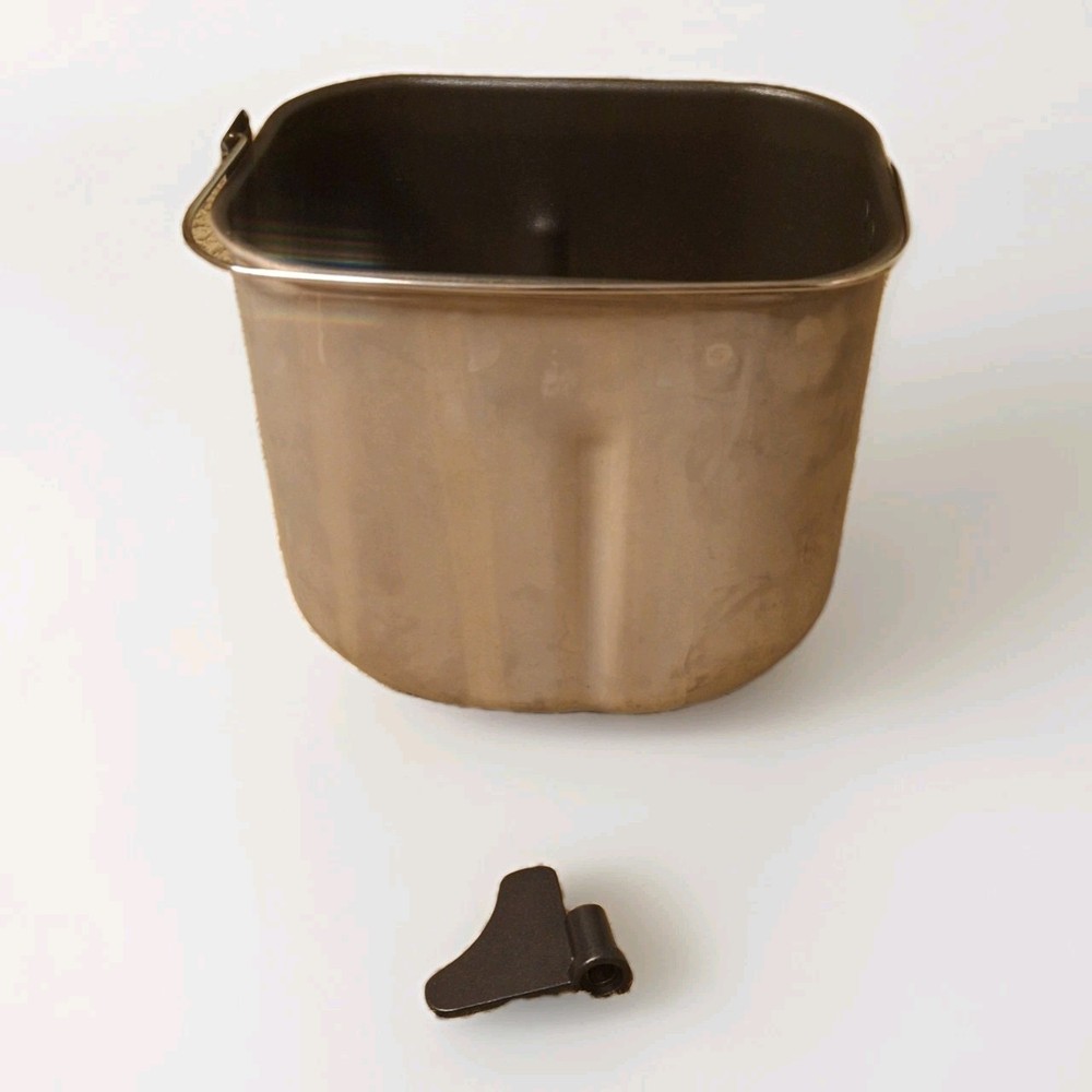 Sunbeam Bread Maker Model 5891 Pan & Paddle Only Replacement Parts Insert Blade