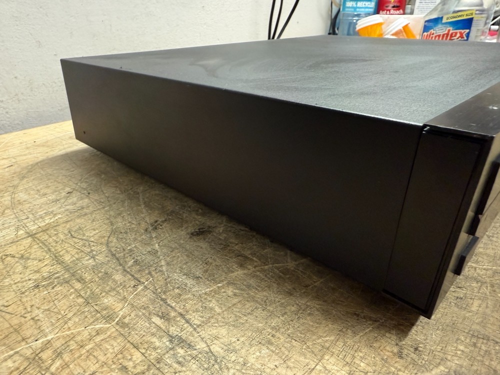 NAKAMICHI OMS-2A CD Player