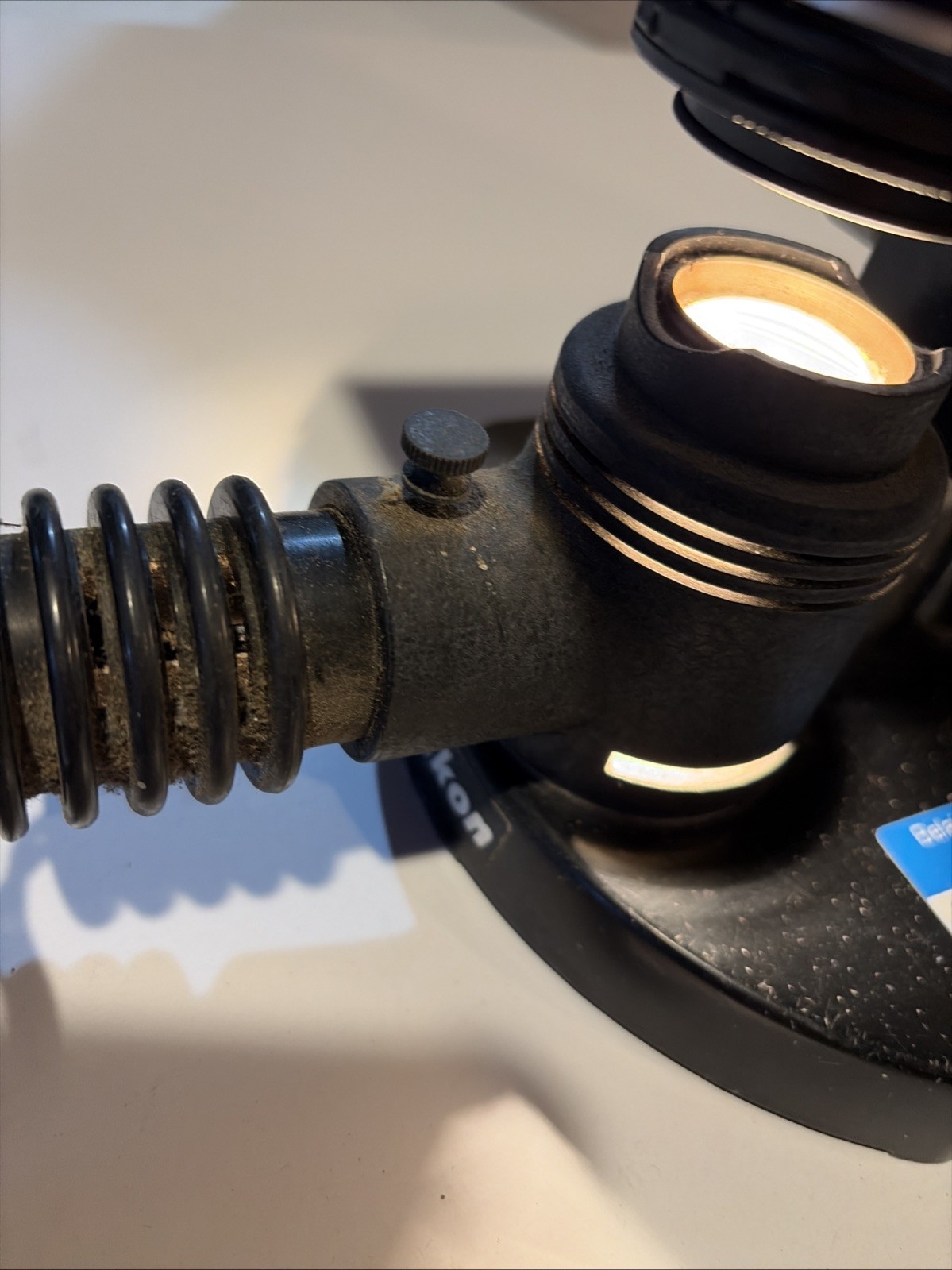 Vintage Nikon (Nippon Kogaku) 62437 Microscope Missing 3 Lens Light Works