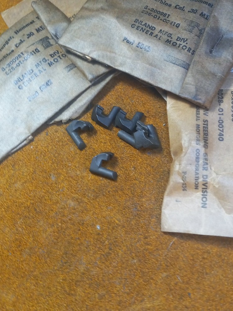 M1 Carbine Extractor USGI NOS Underwood