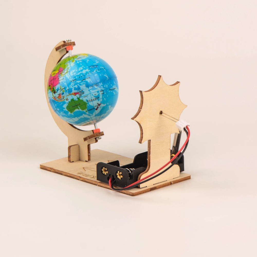Day and Night Rotating World Globe Fun Discovery Tool Science Kid Gift