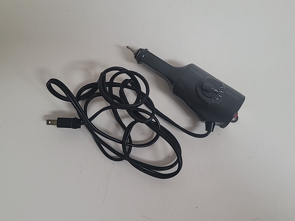 DREMEL MODEL 290 VARIABLE SPEED HANDHELD ELECTRIC ENGRAVER