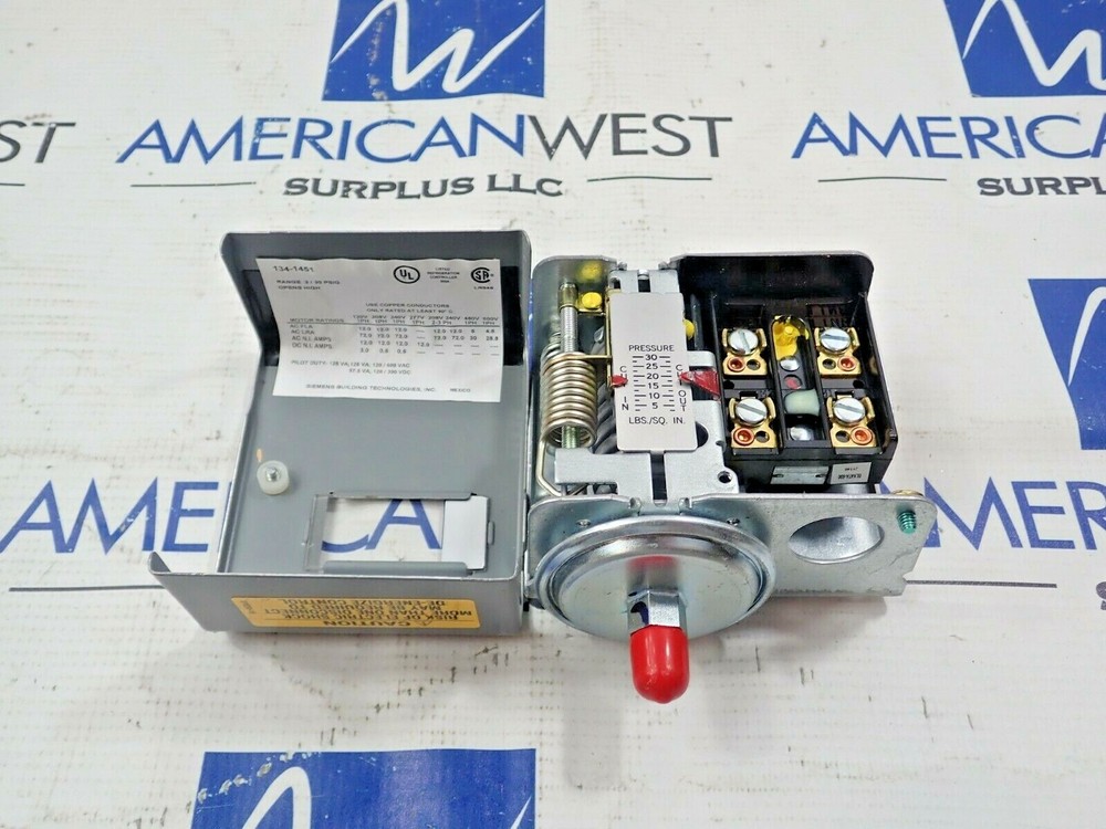 Powers Control 134-1451 Controller Range 3/30 PSIG