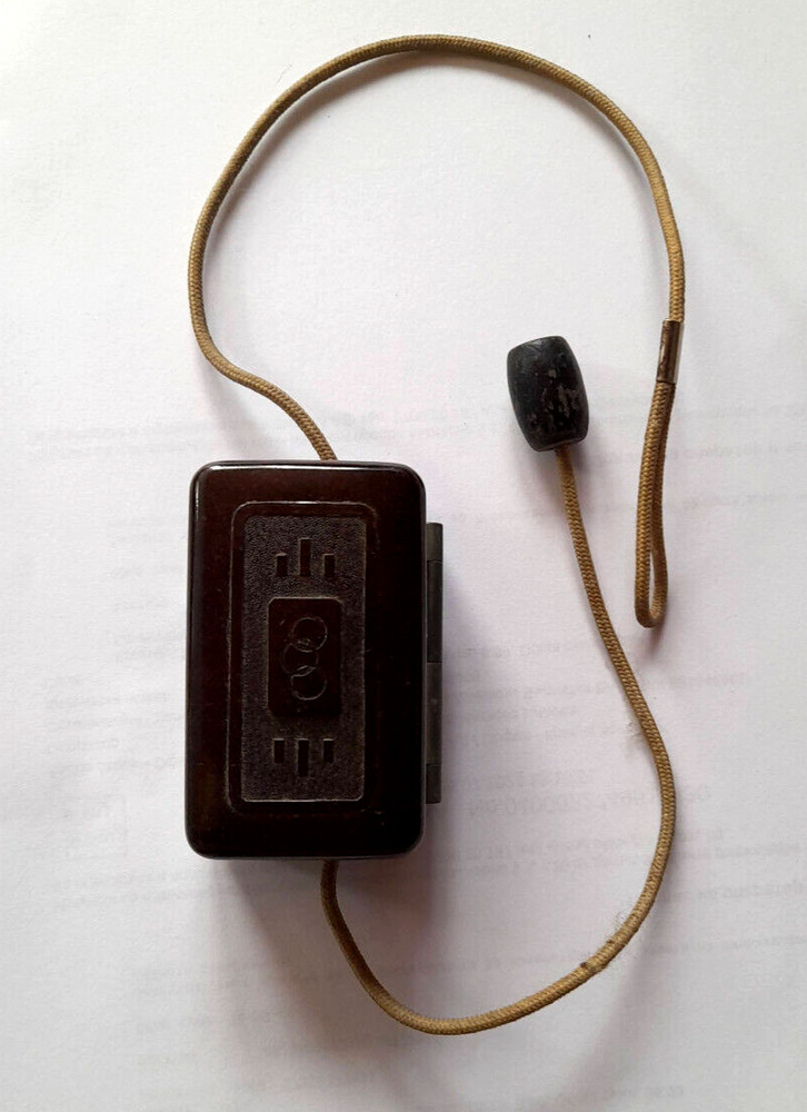 VINTAGE GERMAN RAZOR BLADE SHARPENER BAKELITE STRAP # 49.V