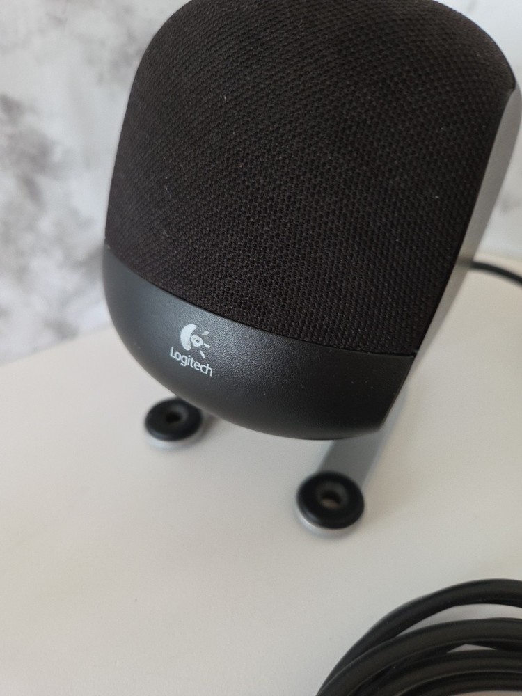 2 Excellent Logitech Z-640 Computer Satellite Speakers, Tested & Fully Function