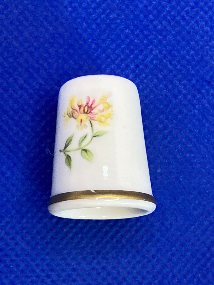 Royal Worcester Butterfly & Flower Pattern Fine Bone China Thimble