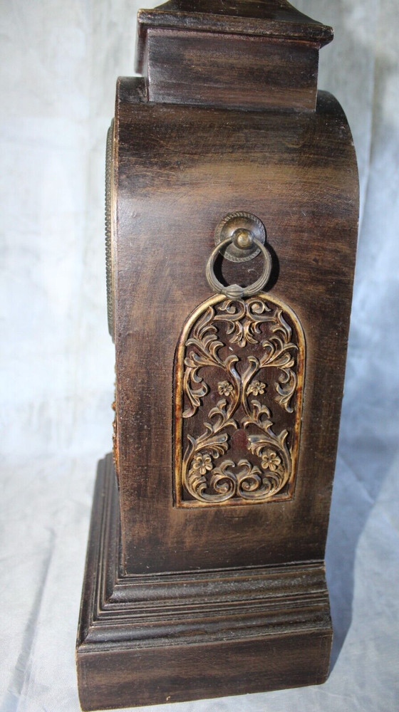 Three Hands Corp. Mantel Clock Style Clock WORKS!